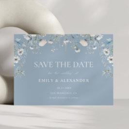 Elegante stoffige blauwe witte bloemen foto bruilo save the date