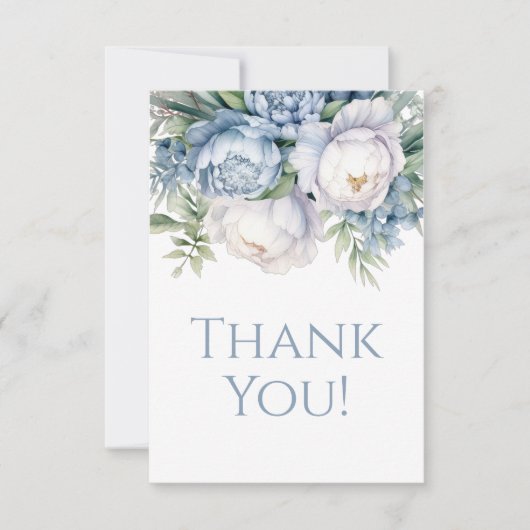 Elegante stoffige blauwe witte bloemenverjaardag D Bedankkaart (Voorkant)