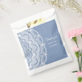 Elegante stoffige blauwe witte kanten mandala klas bedankzakje (Gezegeld)
