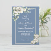 Elegante stoffige blauwe witte rozen bruiloft uitn kaart (Staand voorkant)