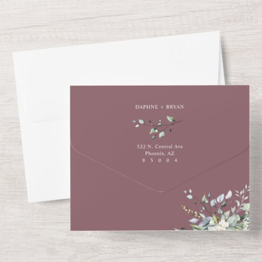 Elegante stoffige Paarse Boho Greenery trouwfoto All In One Uitnodiging (Achterkant)