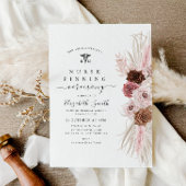 Elegante stoffige roos bloemenverpleegkundige pinn kaart