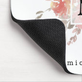 Elegante stoffige roze grijze bloemmonogram muismat (Hoek)
