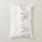 Elegante stoffige roze & ivoorwitte bloemige trouw accent kussen (Voorkant(Verticaal))