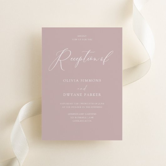 Elegante stoffige roze moderne bruiloft receptie kaart