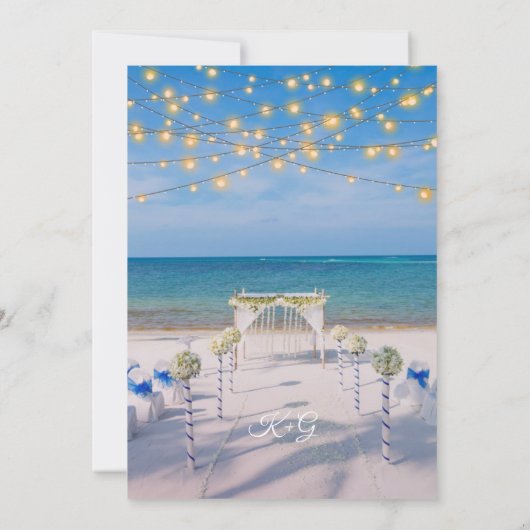 Elegante String Lights Zomer Ocean Beach Bruiloft Kaart (Achterkant)