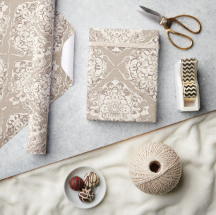 Elegante taupe crèmekleurig damast cadeaupapier