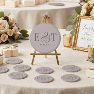 Elegante Taupe Trouwkoppels Initialen Magneet