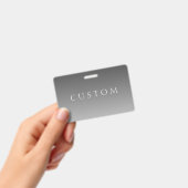 Elegante tekst op eenvoudige moderne grijze ombre  badge (Handheld)