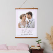 Elegante tender roze bruid en bruidegom Vrijgezell Hangend Wandkleed (Slaapkamer)