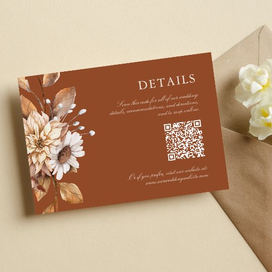 Elegante Terracotta Bloem Boho QR Code Huwelijk Informatiekaartje