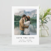 Elegante tijdloze minimale bruiloftsfoto aan het m save the date (Staand voorkant)