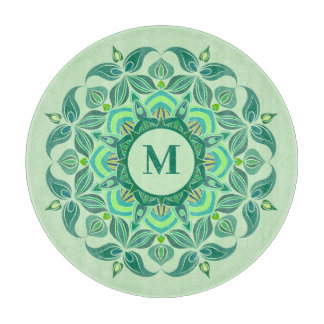 Elegante tinten van groene mandala bloeien monogra snijplank