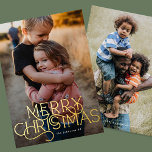 Elegante trendy typografie VROLIJKE KERSTFOTO Folie Feestdagenkaart<br><div class="desc">***Elegant & Modern Photo CURLY MERRY CHRISTMAS Holiday Kaart*** ________________________ Deze ontwerp sjabloon is volledig bewerkbaar / aanpasbaar door u de klant - klik op personaliseren verdere knop als u wilt verplaatsen, toevoegen, verwijderen, of belangrijke wijzigingen in het ontwerp ____________________ *als u vragen hebt over het ONTWERP of meer design...</div>