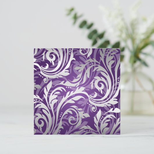 Elegante Trouw Swirly Flourish Paars Kaart (Staand voorkant)