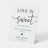 Elegante Trouwliefde Is Zoete Traktatie Tafel Reclamebord Met Voetstuk (Voorkant)