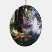 Elegante tuinscène met waterfontein keramisch ornament (Rechts)