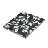 Elegante Tulp Bloem Patroon Zwarte Achtergrond Tegeltje (Zijkant)