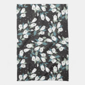 Elegante Tulp Bloem Patroon Zwarte Achtergrond Theedoek (Verticaal)