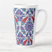 Elegante Tulp en Roos Bloemen Fotografie Latte Mok (Rechts)