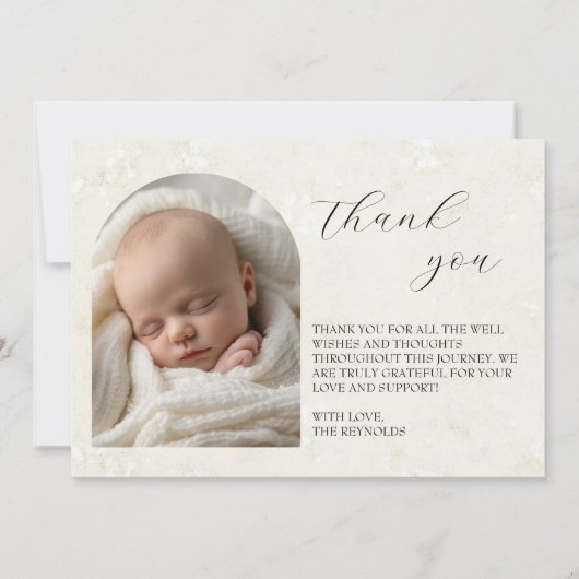 Elegante Twee Baby Foto's Beige Geboorteaankondigi Aankondiging (Achterkant)