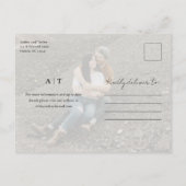 Elegante Type Monogram Foto Bruiloft Uitnodiging Briefkaart (Achterkant)