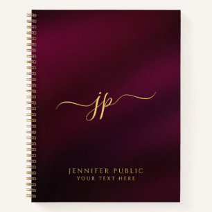 Elegante typografie gouden tekst initiaal monogram notitieboek