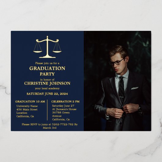 Elegante Typografie Recht School Afstudeerfeest Folie Uitnodiging (Voorkant)
