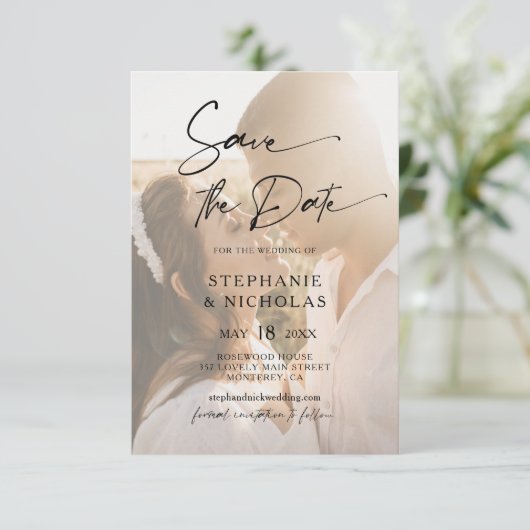 Elegante typografie transparante foto bruiloft save the date (Staand voorkant)
