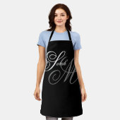 Elegante Typografie Zwart Monogram Schort (Gedragen)