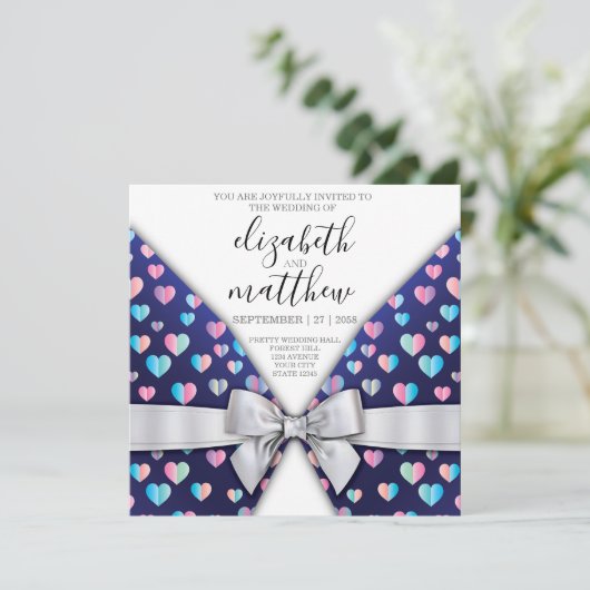 Elegante uitnodigingskaart lint en hartspikkels kaart (Staand voorkant)