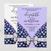 Elegante uitnodigingskaart met lint en hartspikkel kaart (Voorkant / Achterkant)