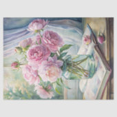 Elegante vaas met roze pioenen op tafel tissuepapier (Voorkant)