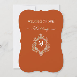 Elegante verbrande oranje monogram kam wedding uit kaart