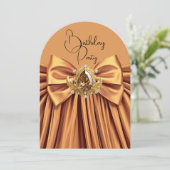 Elegante Verjaardag Mocha Caramel Gold Jewel Bow Kaart (Staand voorkant)