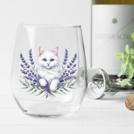 Elegante verjaardag van lavendel en kat wijnglas zonder voet