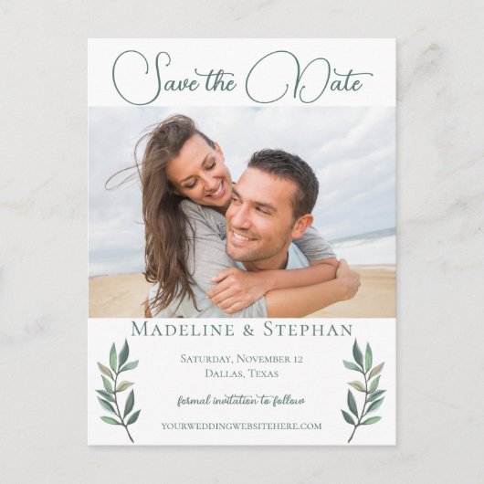 Elegante verlovingsfoto met groene eucalyptusblad uitnodiging briefkaart (Voorkant)