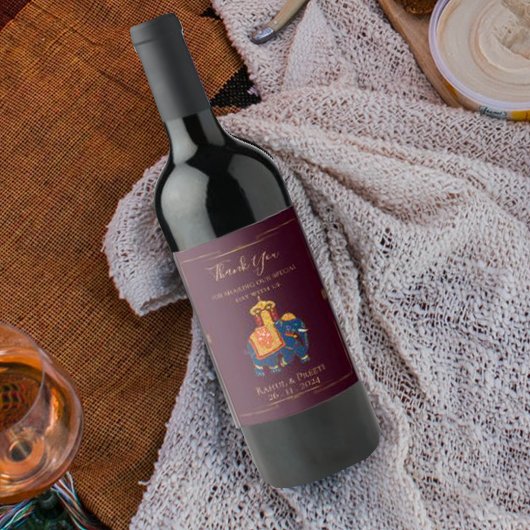 Elegante Vibrant Rood Goud Mandala Indiase bruilof Wijn Etiket