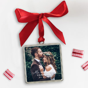Elegante vierkante trouwfoto met naam van meneer e metalen ornament