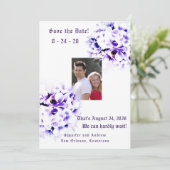 Elegante Viooltjes Bewaar de Datum Save The Date (Staand voorkant)