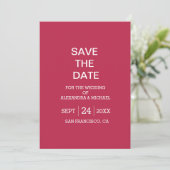 Elegante Viva Magenta Script Trouwkaart Save The Date (Staand voorkant)