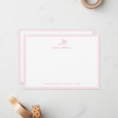 Elegante Vlindermonogram Girly Baby Pink Gingham Notitiekaartje (Voorkant / Achterkant in situ)
