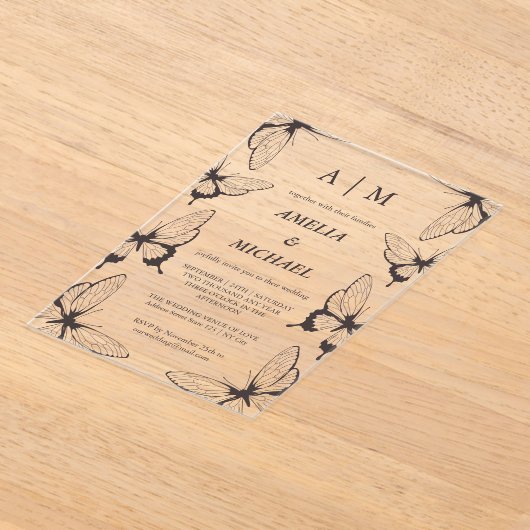 Elegante Vlinders Monogram Huwelijksuitnodiging Acryl Uitnodigingen (Laagn)