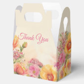 Elegante voorjaarsbloem in roze en perzik bedankdoosjes (Geopend)