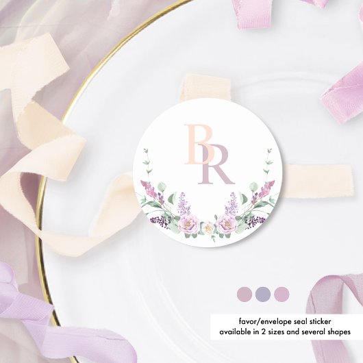 Elegante vreugdevolle pastelbloem monogram krans ronde sticker