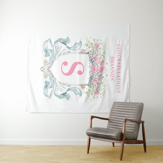 Elegante Vrijgezellenfeest Crest met Rozen Achterg Wandkleed (In Situ (horizontaal))