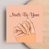 Elegante vrouwelijke nageltechnicus schoonheidssal vierkante visitekaartje