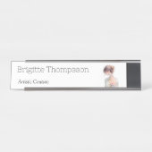 Elegante Watercolor Couture Bruidsmodeontwerper Bureau Naambordje (Voorkant)