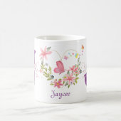 Elegante Waterverf Bloemen Vlinder Monogram J Koffiemok (Center)