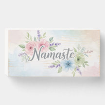 Elegante waterverf bloemige Namaste-ontwerpbegroet